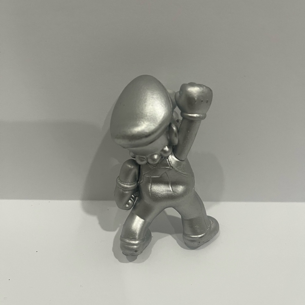 Super Mario and Luigi Action Figures - Picture 5 of 9